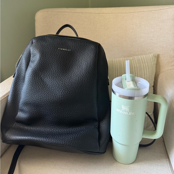 New without tags Fiorelli genuine black leather backpack - Picture 5 of 5